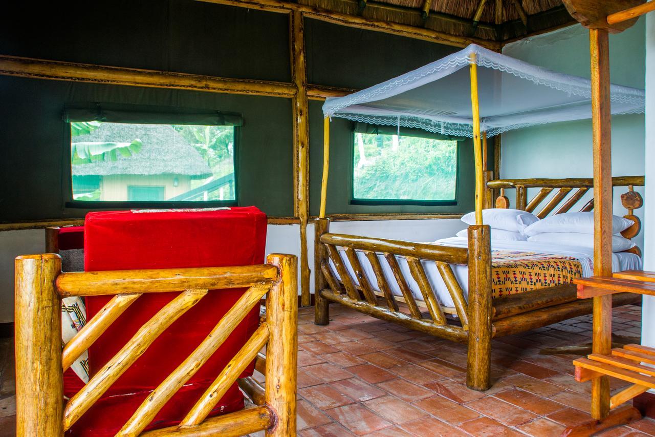 Queen Elizabeth Pvt Lodge Kichwamba Екстериор снимка