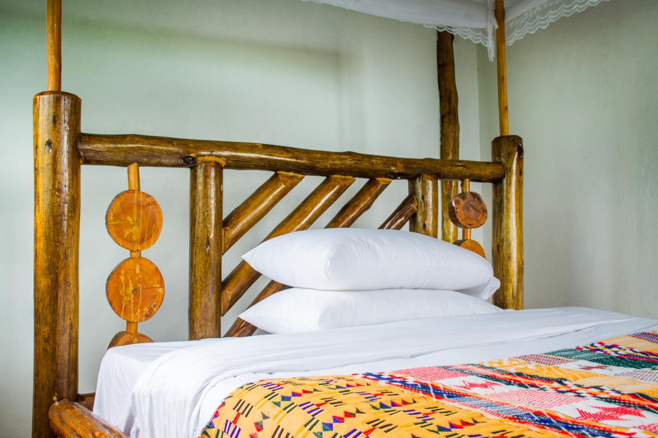 Queen Elizabeth Pvt Lodge Kichwamba Екстериор снимка